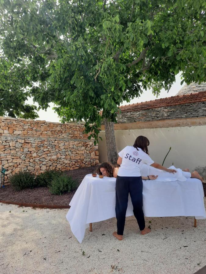 Borgo Santamarta Aparthotel Ночи Екстериор снимка